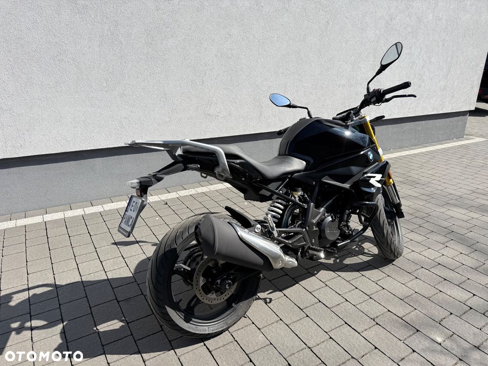 BMW G - 7