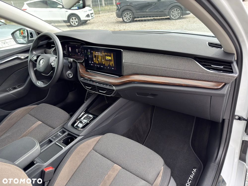 Skoda Octavia 2.0 TDI DSG 4x4 Scout - 20