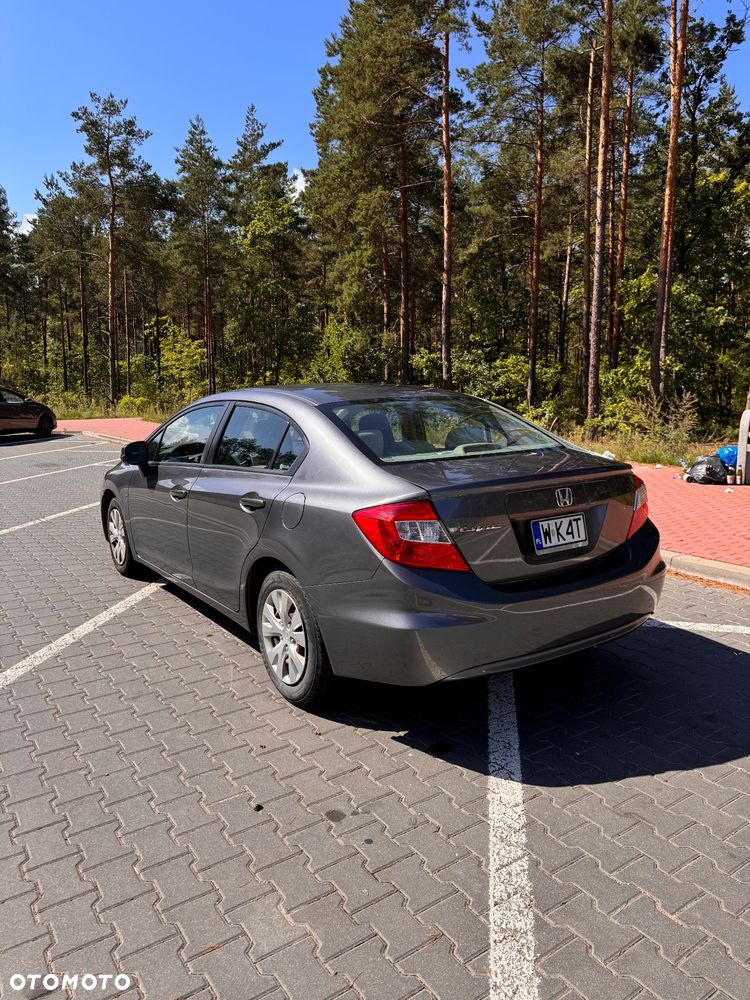 Honda Civic 1.8 Executive - 5