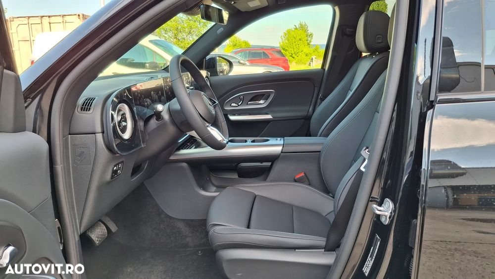 Mercedes-Benz GLB 220 4MATIC - 12
