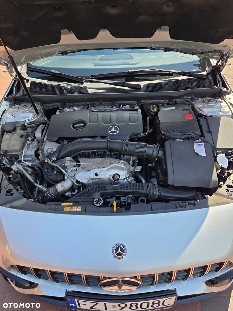 Mercedes-Benz CLA 250 Progressive 7G-DCT - 32