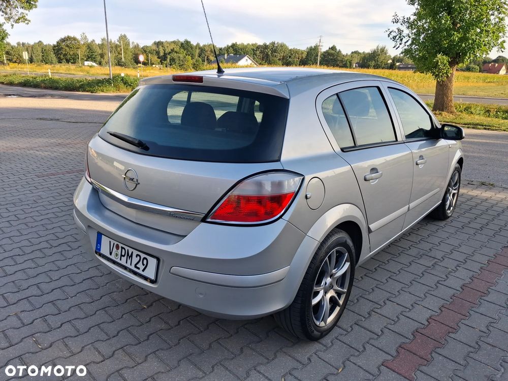 Opel Astra - 16
