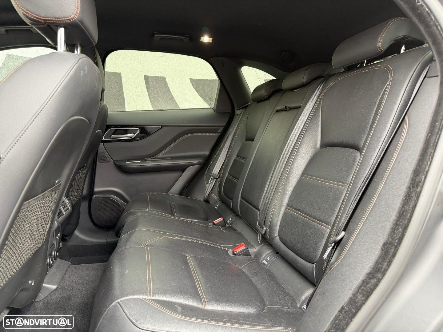Jaguar F-Pace 2.0 i4D Prestige AWD Aut. - 9