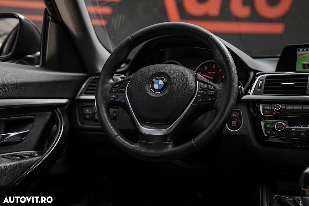 BMW Seria 3 320d xDrive Aut. Sport Line - 16
