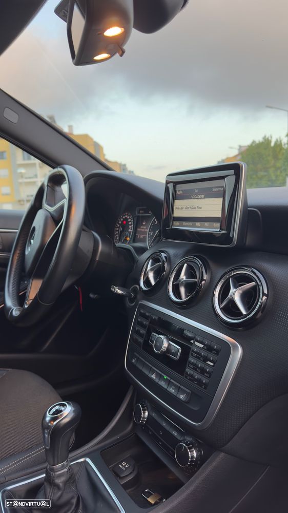 Mercedes-Benz A 180 CDI (BlueEFFICIENCY) - 31