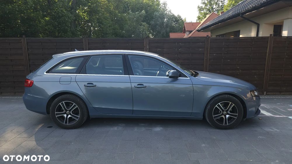 Audi A4 Avant 2.0 TDI Multitronic - 4