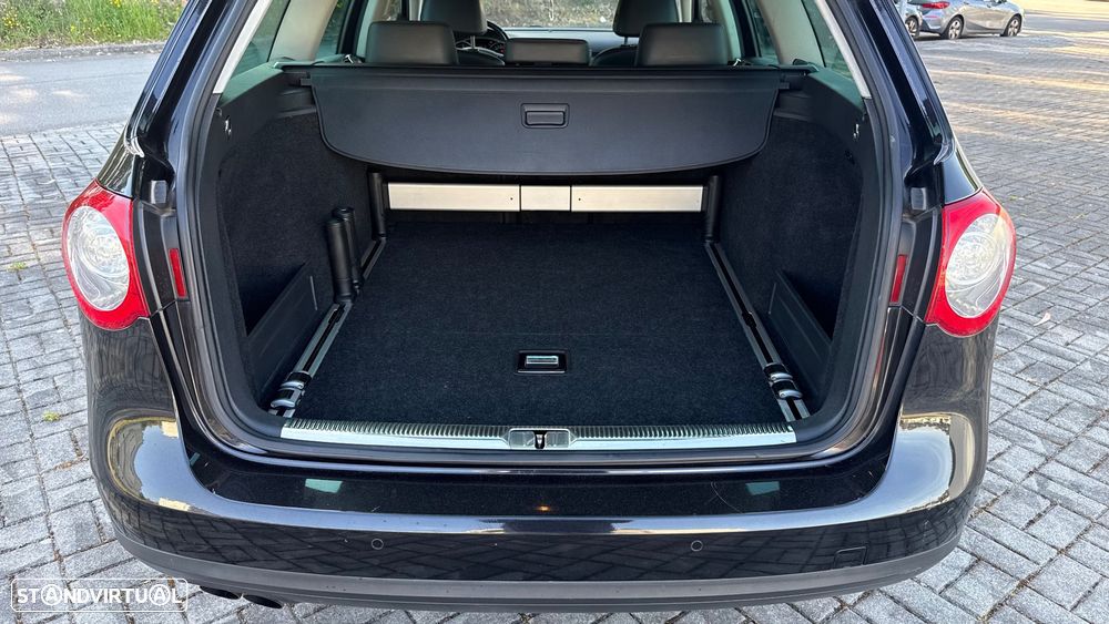 VW Passat Variant 2.0 TDI DPF DSG Sportline - 8