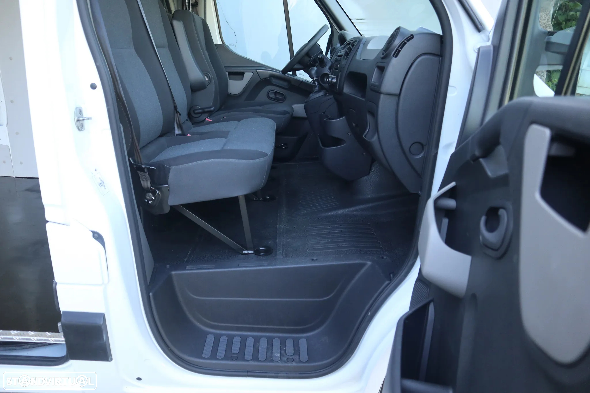 Renault Master 2.3 dCi 110 L2H2 - 7