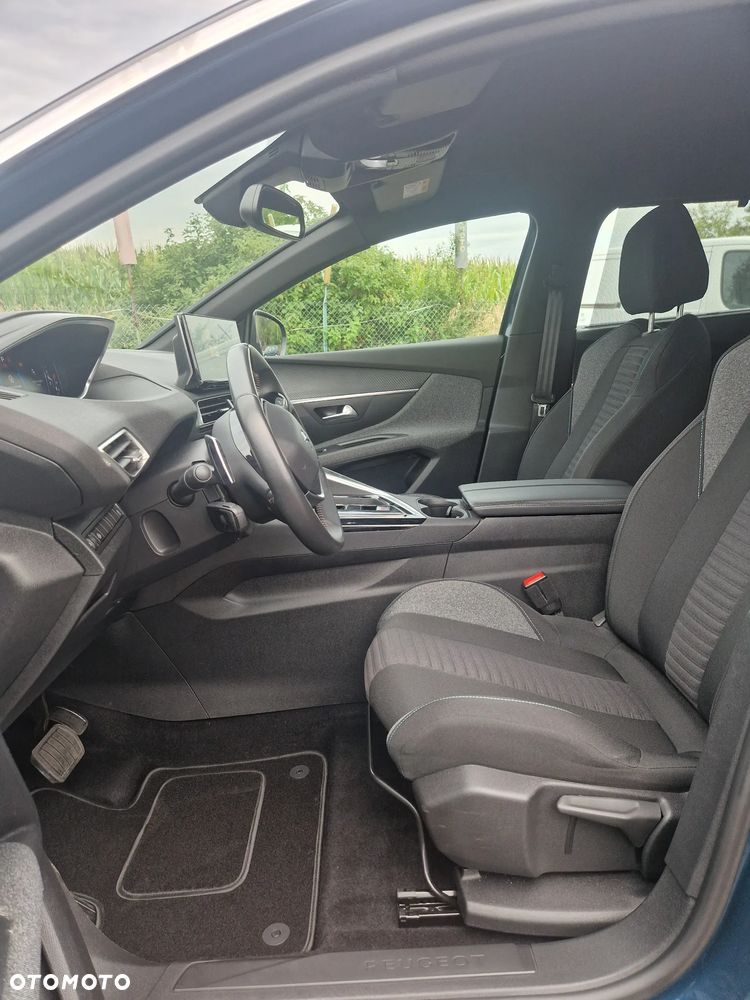 Peugeot 5008 PureTech 130 EAT8 Stop & Start Active Pack - 23