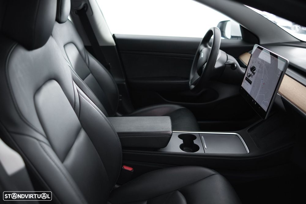 Tesla Model 3 Standard RWD Plus - 23