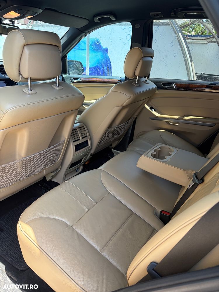 Mercedes-Benz ML 300 CDI BlueEfficiency Aut - 9