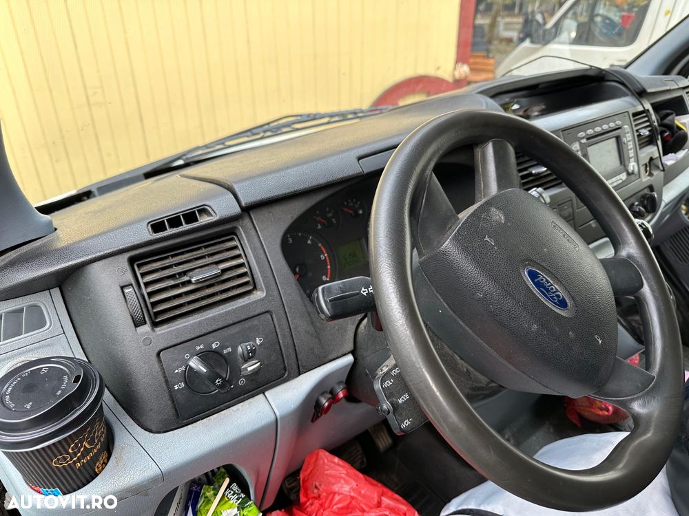 Ford Transit an 2013 2.2 tdi E5 Unic Proprietar de 10 ani Stare buna Carte Service Fără accidente L2H2 Navi Revizii la zi km reali Navi - 24
