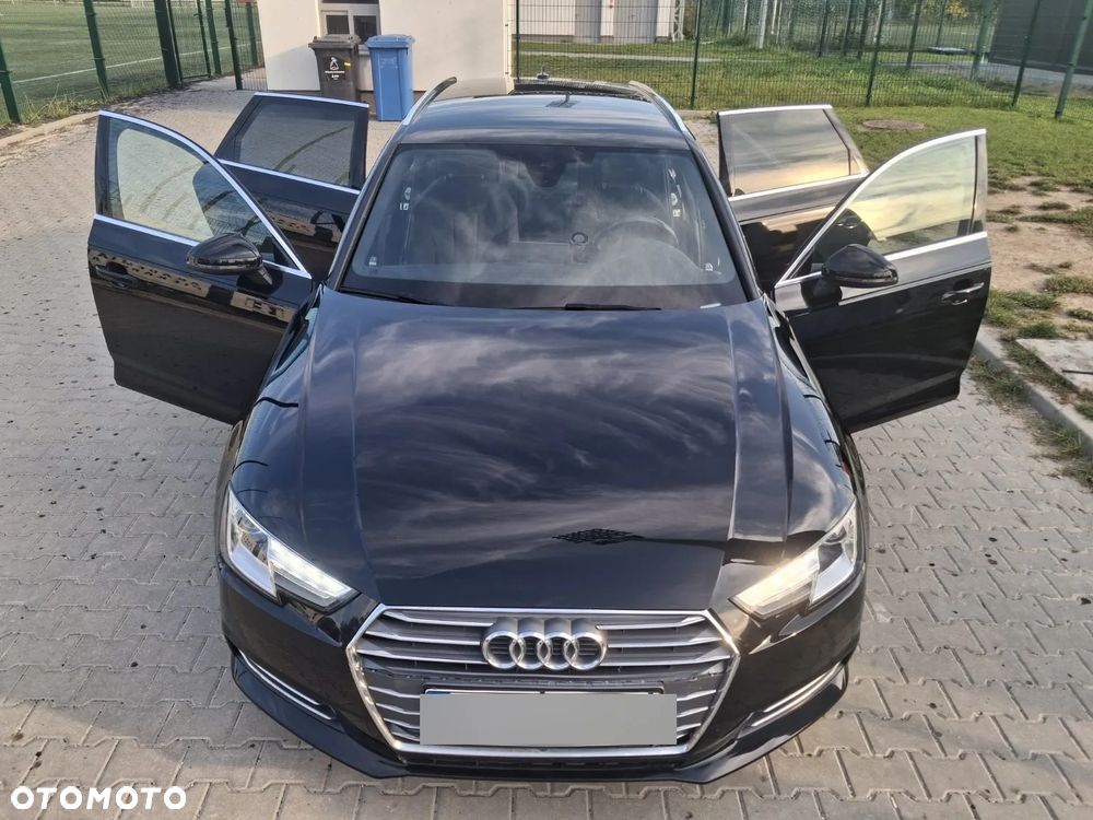 Audi A4 Avant - 1
