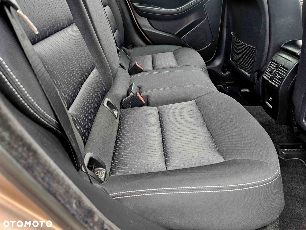 Infiniti Q30 1.6t Premium - 23