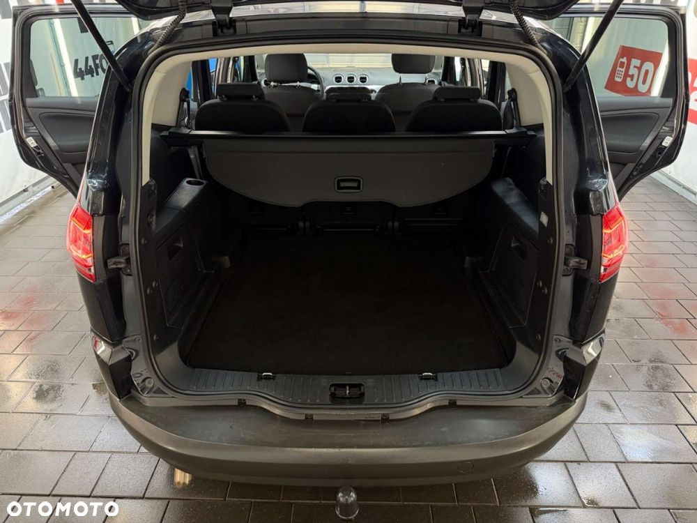 Ford S-Max - 30