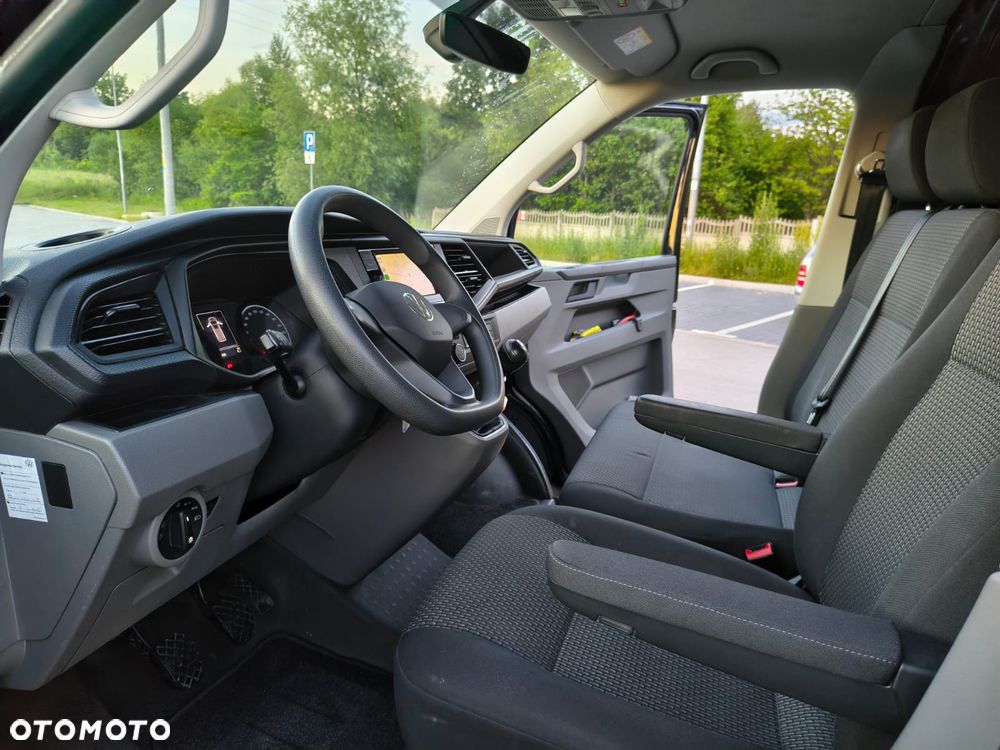 Volkswagen Transporter - 12