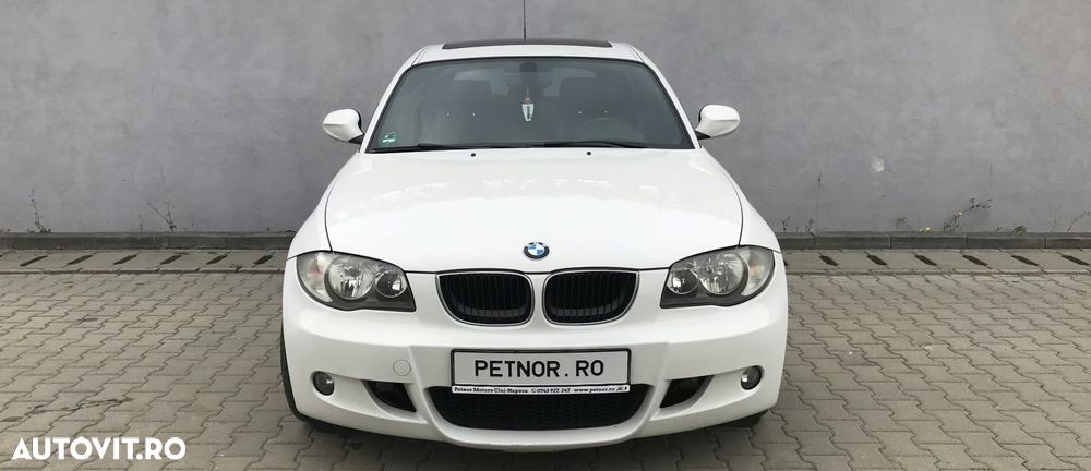 BMW Seria 1 118d Sport Line - 12