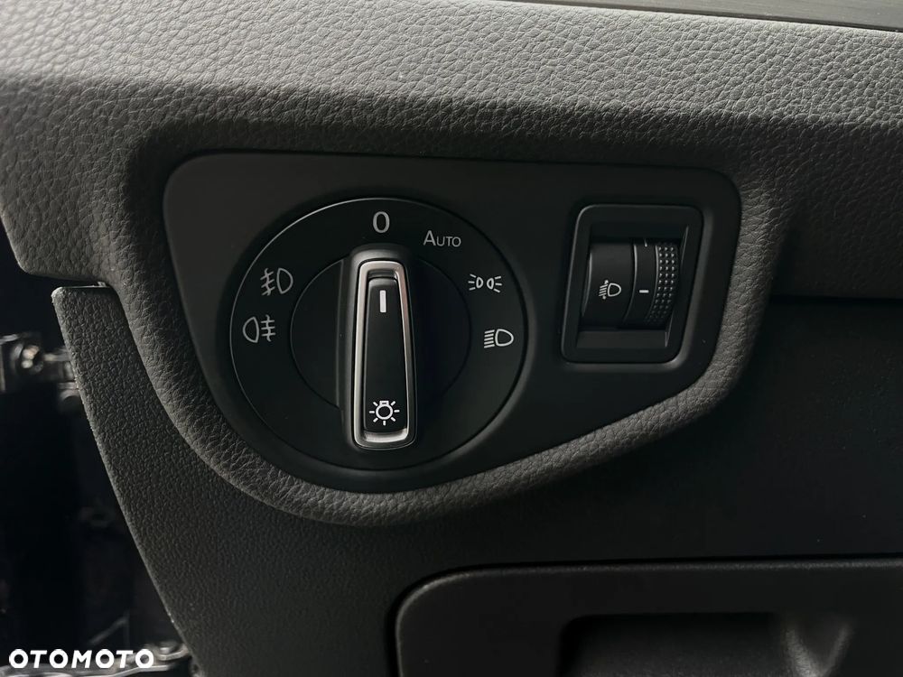 Volkswagen Touran 1.4 TSI BMT Highline DSG - 32