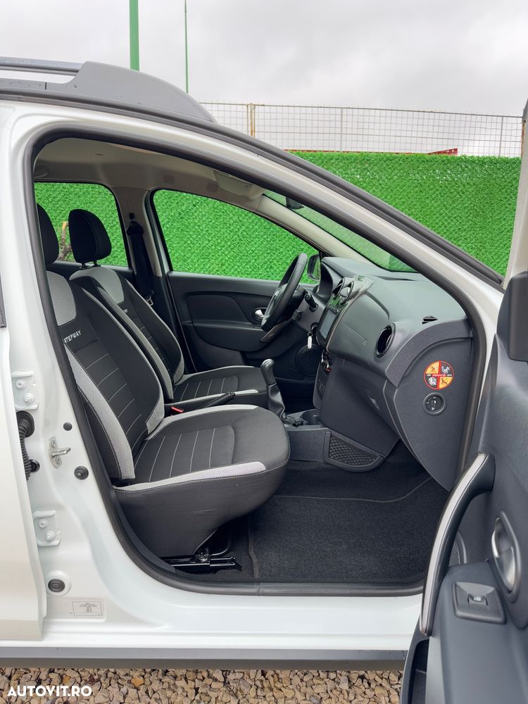 Dacia Sandero - 12