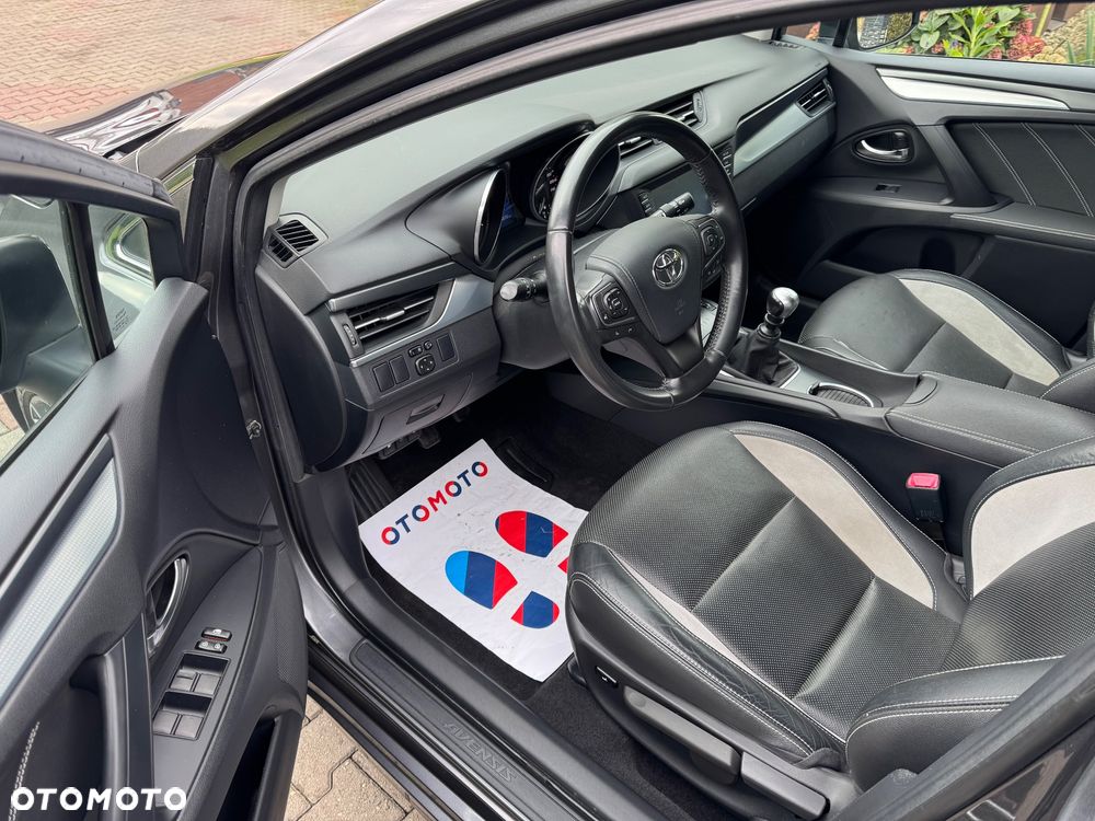 Toyota Avensis Touring Sports 1.8 Edition S+ - 14