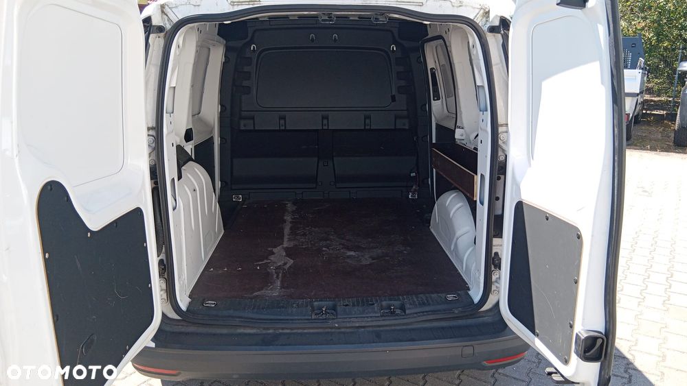 Volkswagen CADDY 2,0TDI DSG - 20