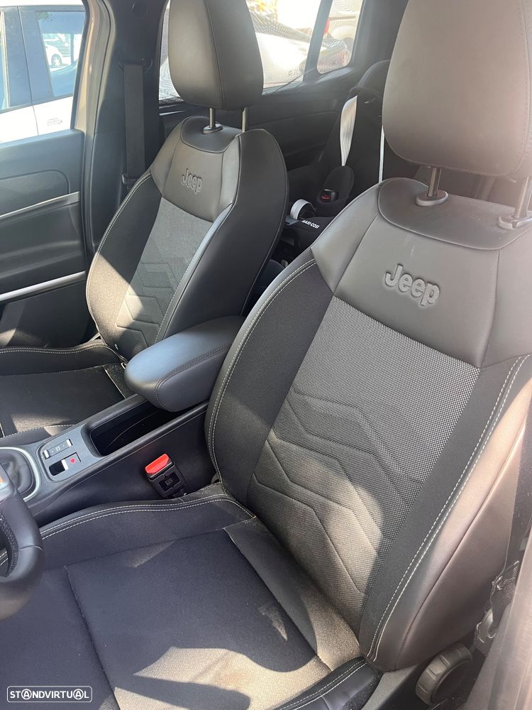 Jeep Avenger 1.2 GSE T3 Altitude - 2
