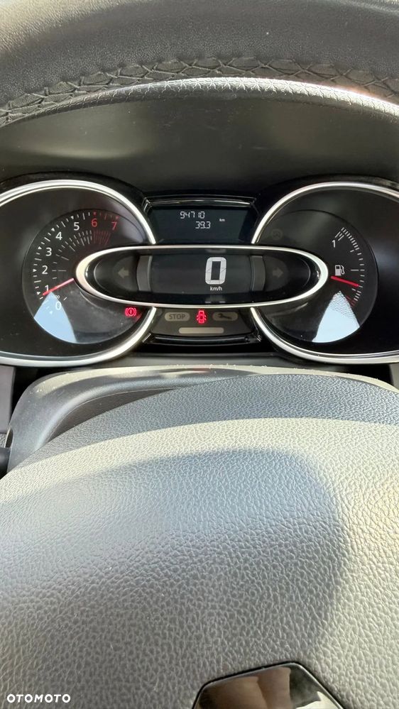 Renault Clio 1.2 16V Alize - 4