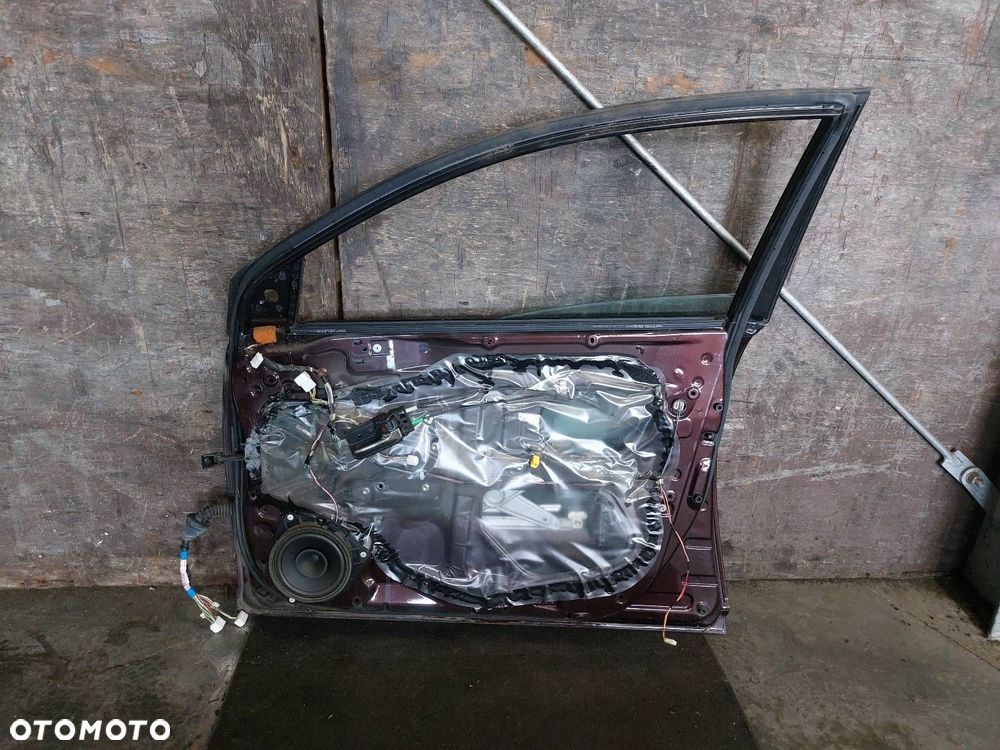 DRZWI KOMPLETNE PRAWY PRZÓD TOYOTA AVENSIS T25 LIFT 3N0 - 5