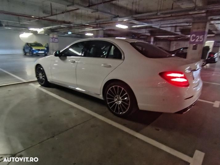 Mercedes-Benz E 300 d Aut. - 4