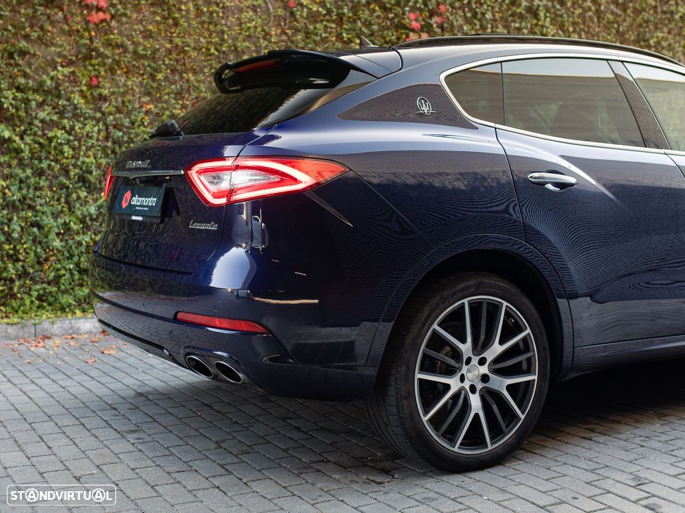 Maserati Levante 3.0 V6 - 12