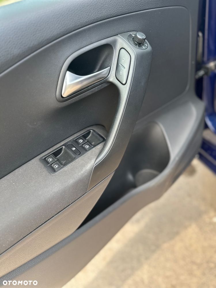 Volkswagen Polo - 13