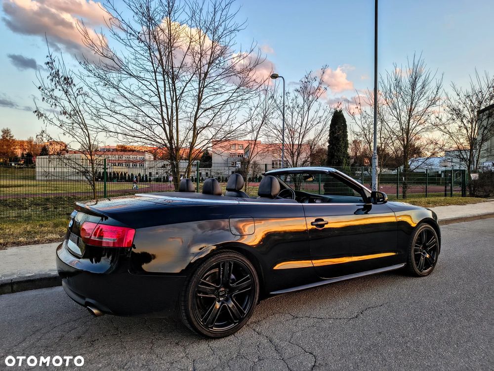 Audi A5 Cabrio - 5