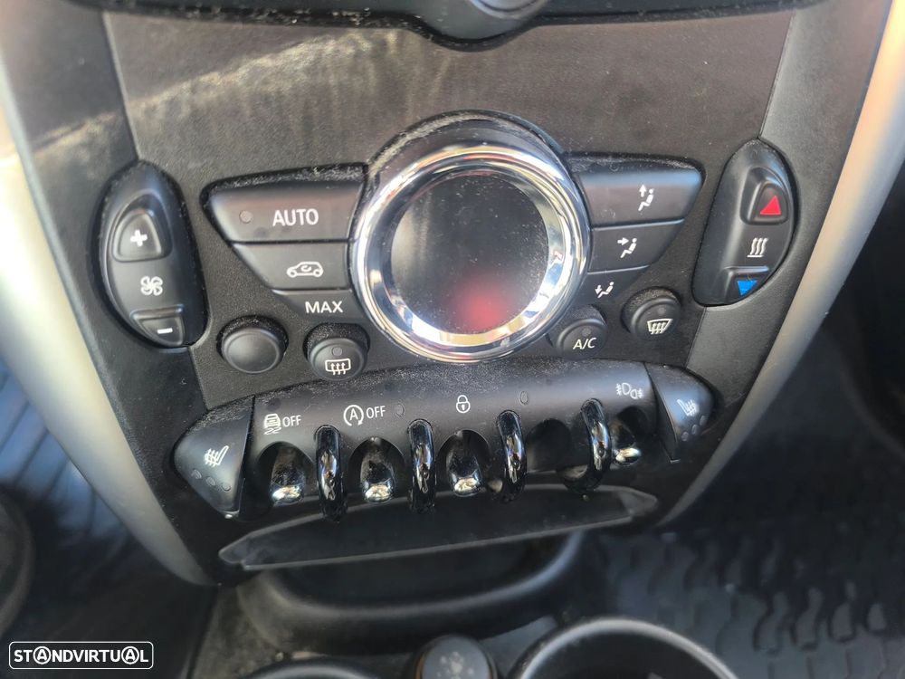 MINI Countryman Cooper D - 10