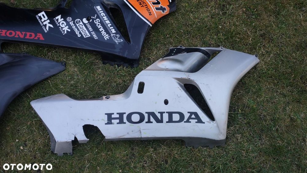 EU OSŁONA OWIEWKA PRAWA HONDA CBR 1000 RR SC57 04- - 2