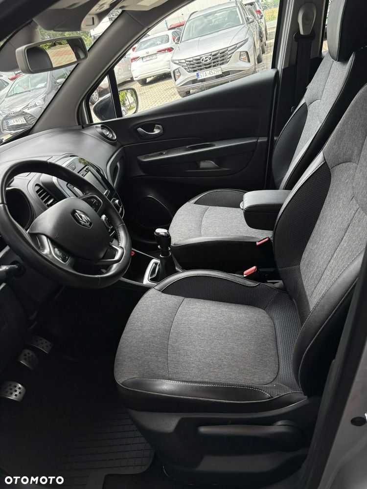 Renault Captur - 18
