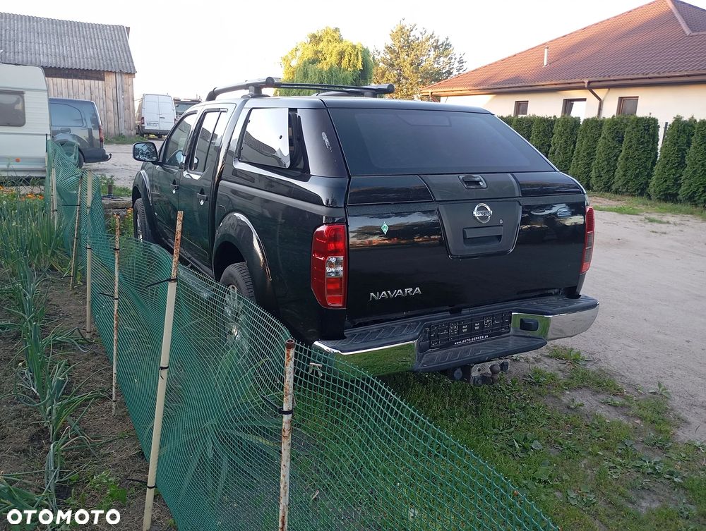 Nissan Navara 3.0 D V6 Platinum Long EU5 - 3
