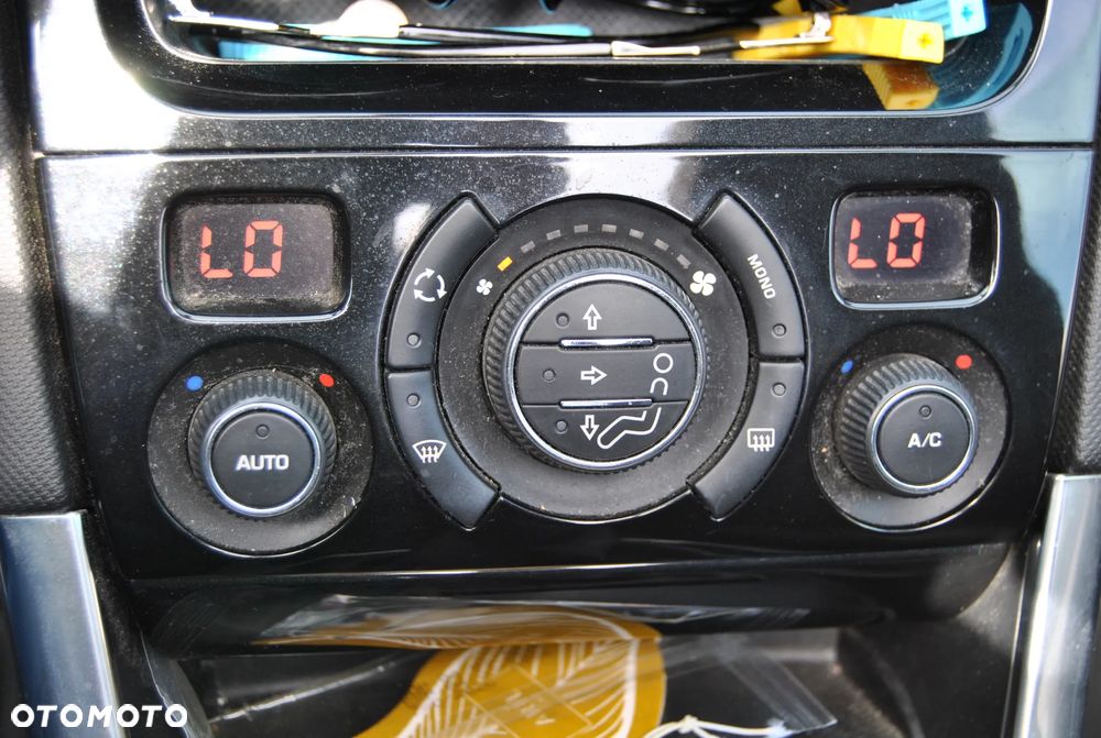 Peugeot 308 - 18