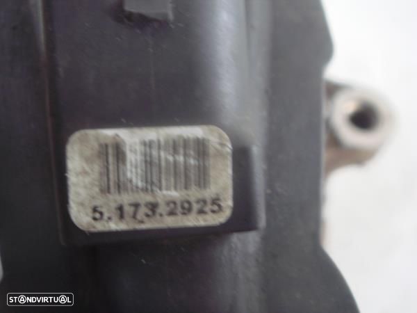 Pinça Travão Tr Esq Volkswagen Passat (3C2) - 3