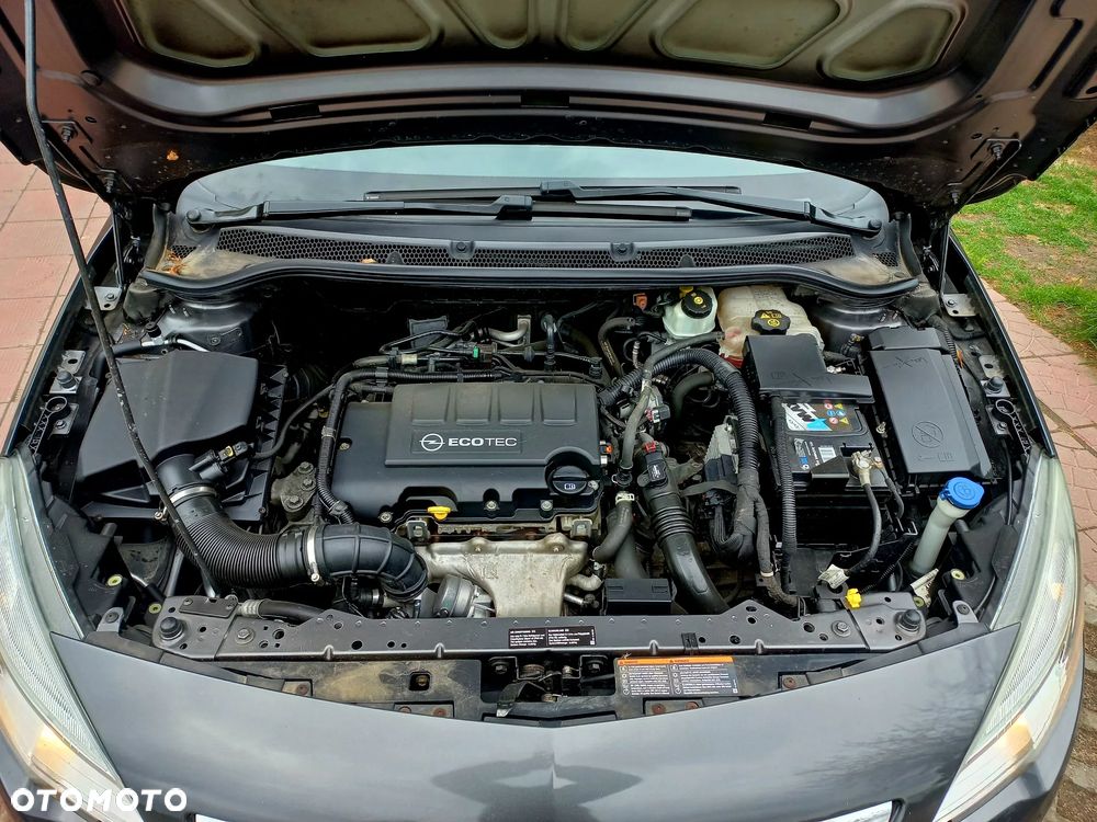 Opel Astra 1.4 Turbo - 17