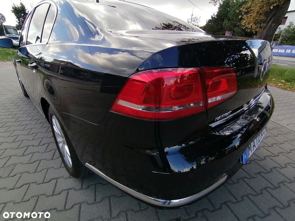 Volkswagen Passat 1.4 TSI BMT Comfortline - 23