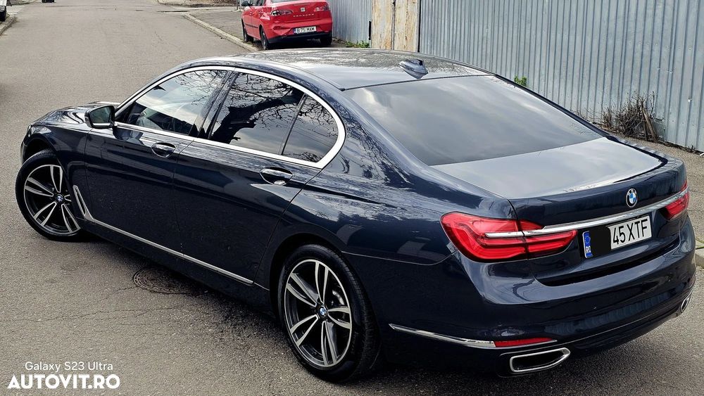 BMW Seria 7 730d xDrive - 14