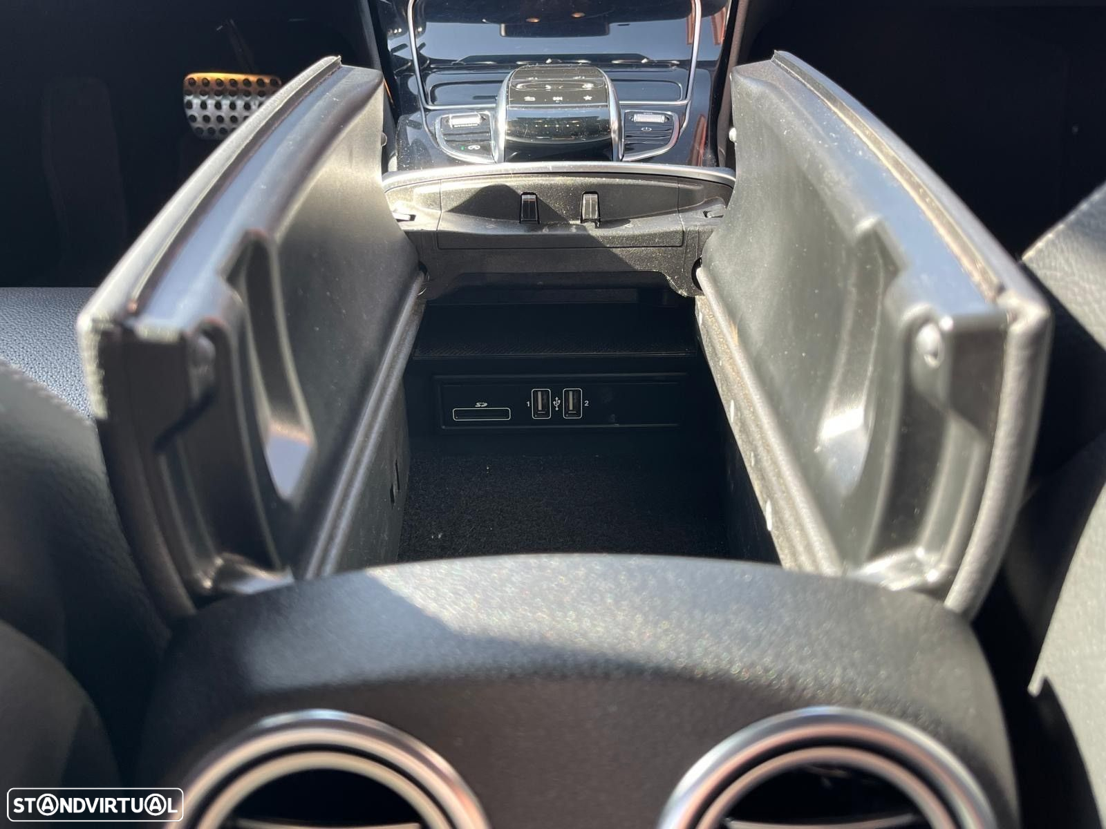 Mercedes-Benz C 220 d AMG Line - 28