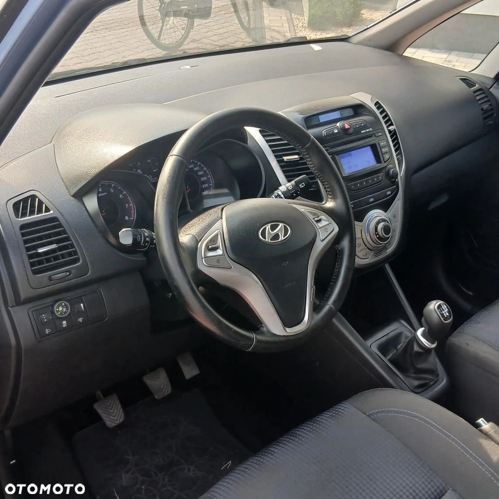 Hyundai ix20 1.4 blue Trend - 10