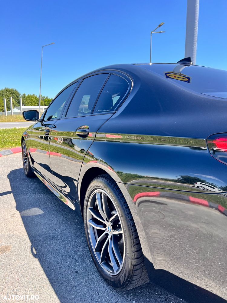 BMW Seria 5 530i xDrive AT - 6