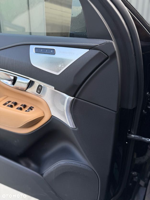 Volvo XC 90 T8 AWD Plug-In Hybrid Inscription 7os - 12