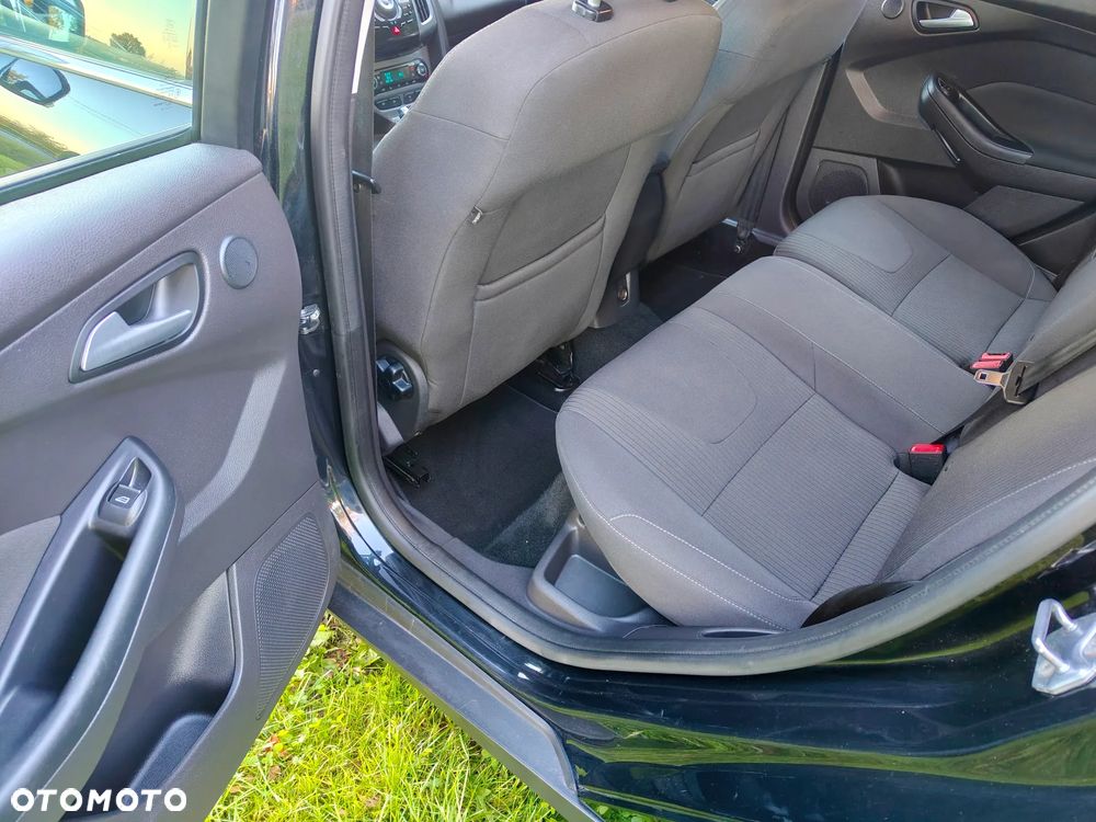 Ford Focus 1.6 TDCi DPF Start-Stopp-System Titanium - 26