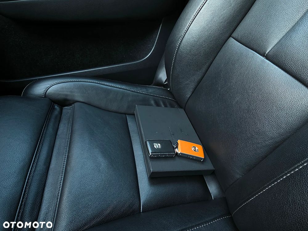 Volvo XC 40 D4 SCR AWD Inscription - 23