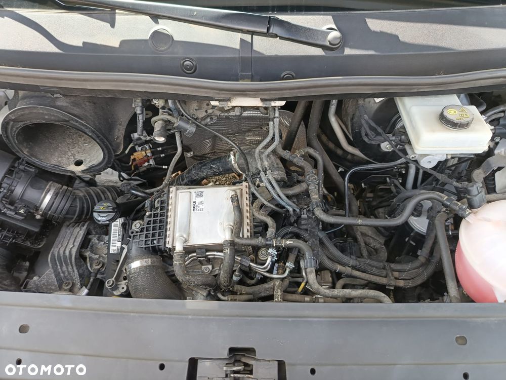 Volkswagen CRAFTER 2,0tdi 140KM Nowy model - 24