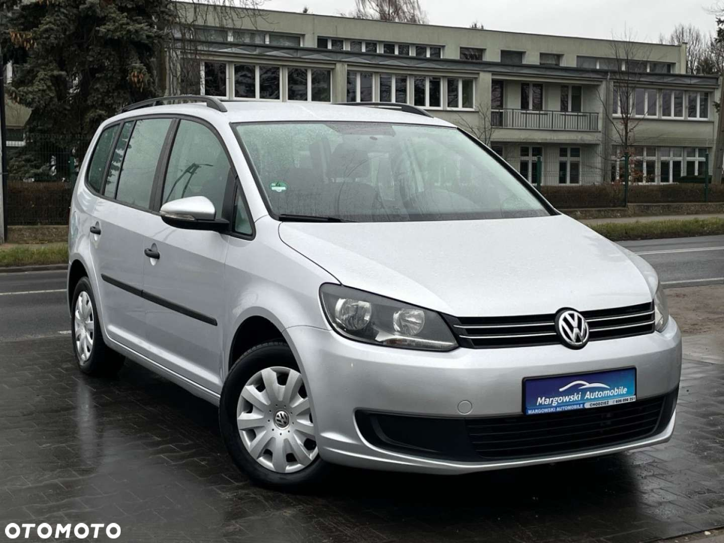 Volkswagen Touran - 2
