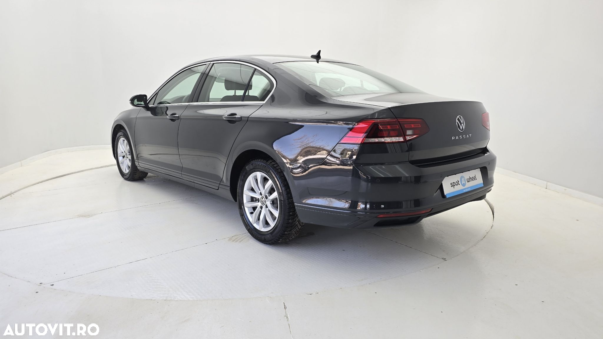 Volkswagen Passat 2.0 TDI DSG Comfortline - 8